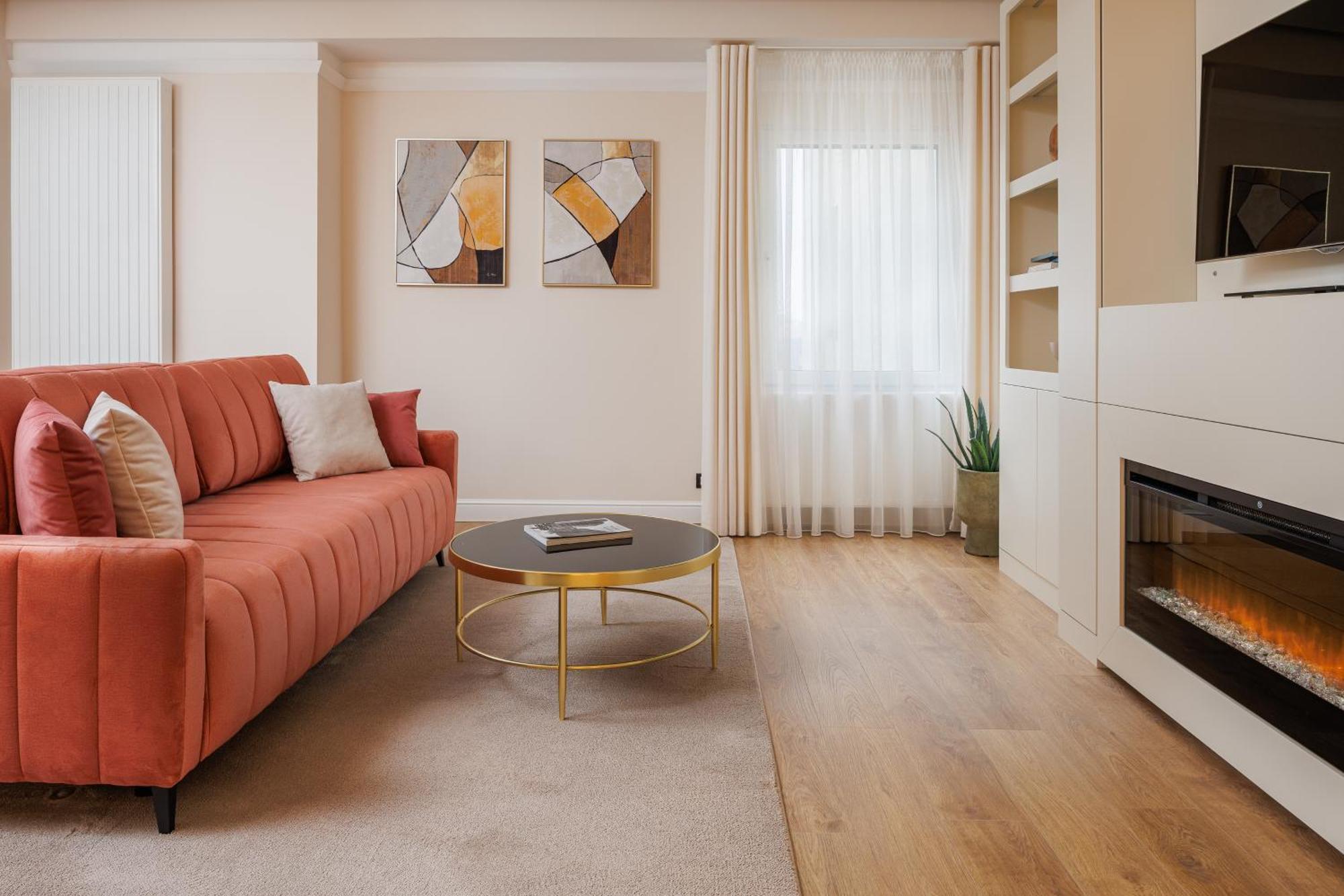 Skylark 4*