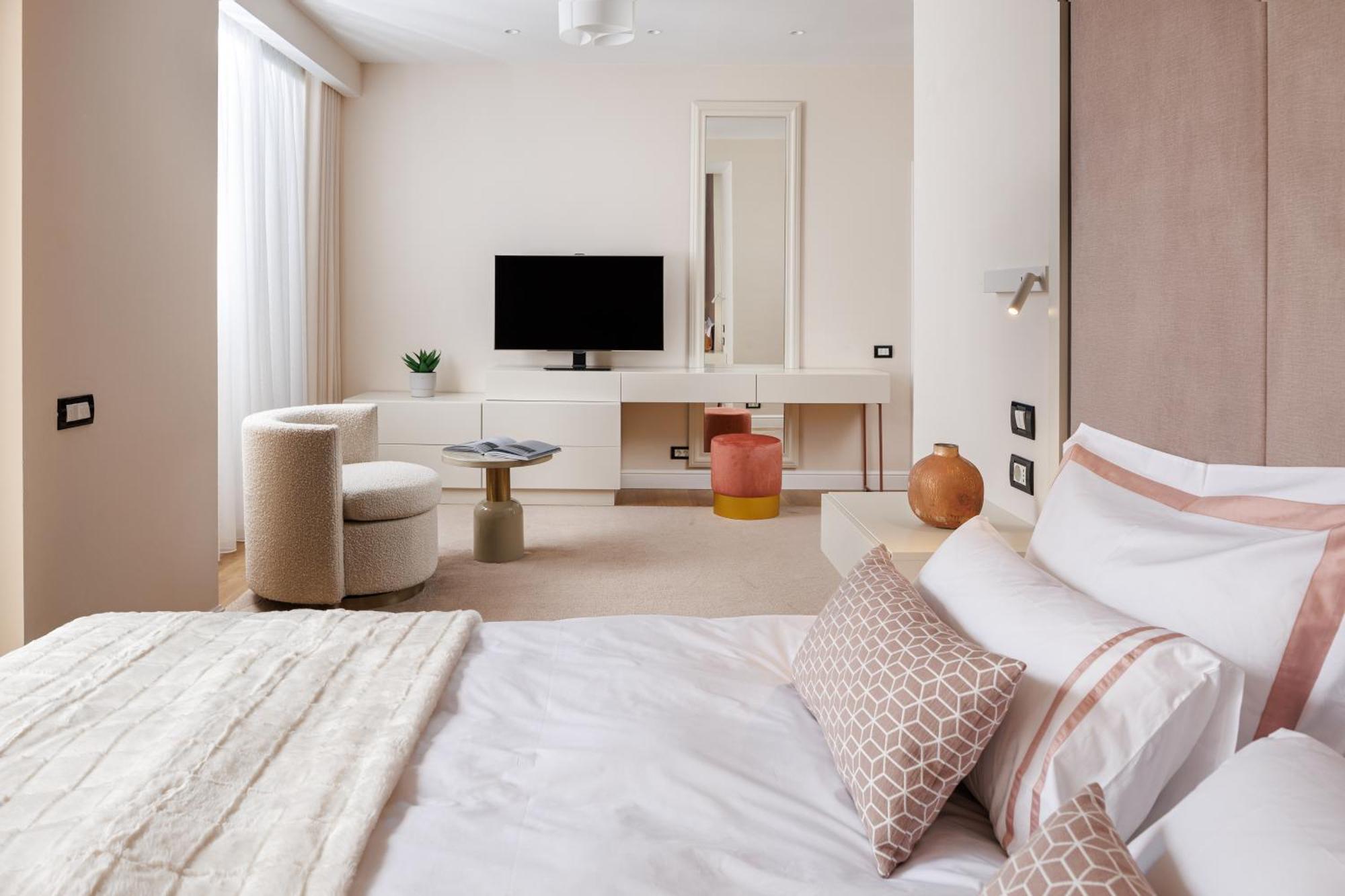 Skylark 4* Brasov