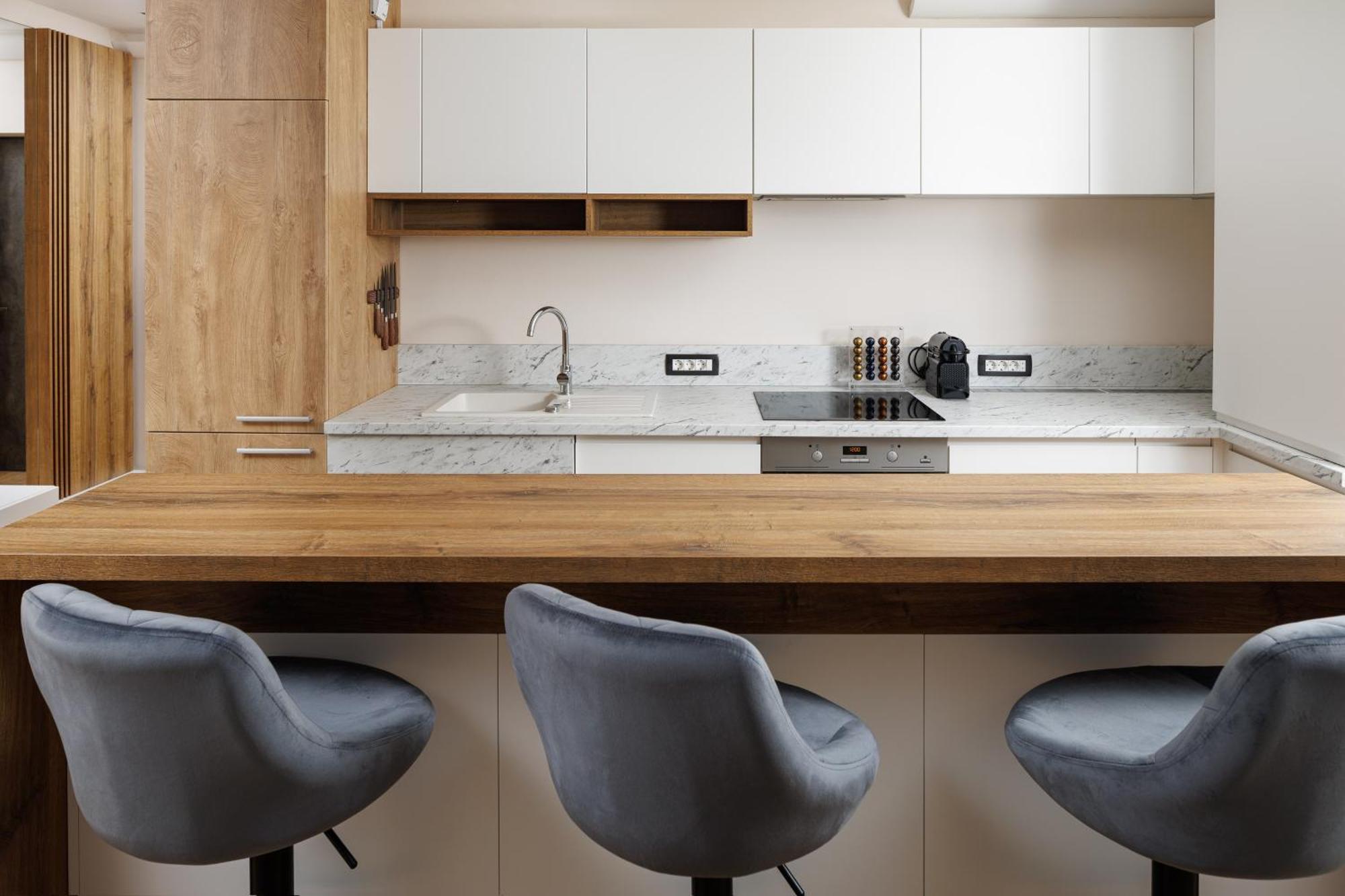 Skylark Apartment