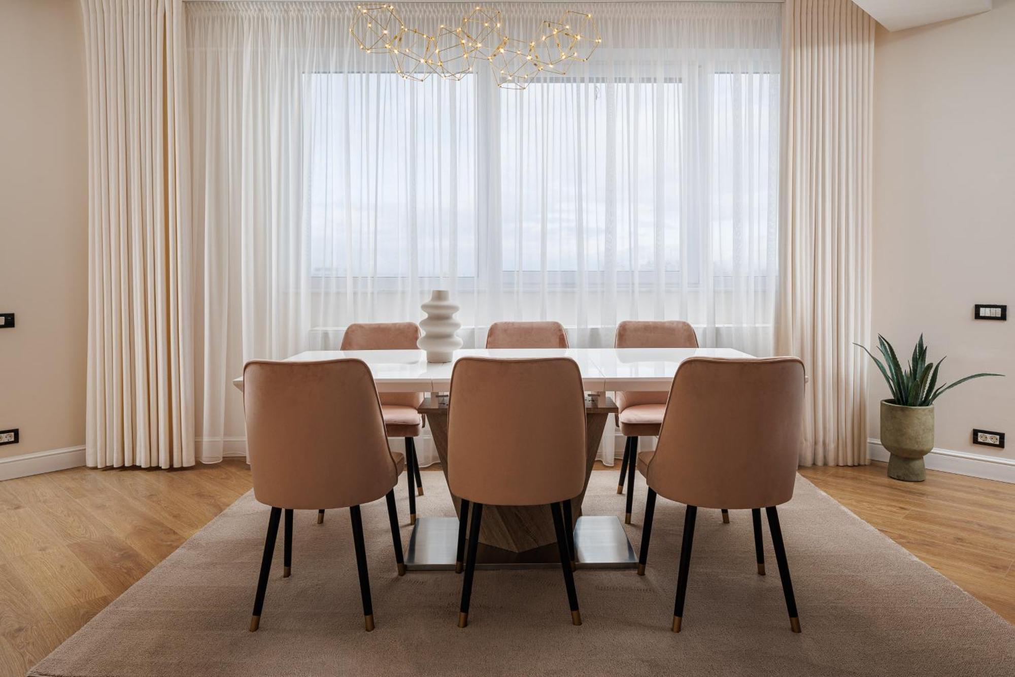 Apartment Skylark